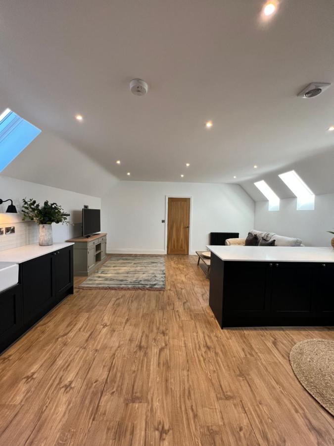 The Hayloft Apartment Sudbrooke Bagian luar foto